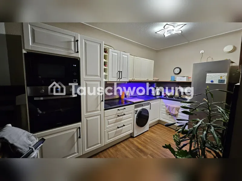 Tauschwohnung: mal schauen, aus einer Wohnung Landeseigen, mit Balkon — photo 1